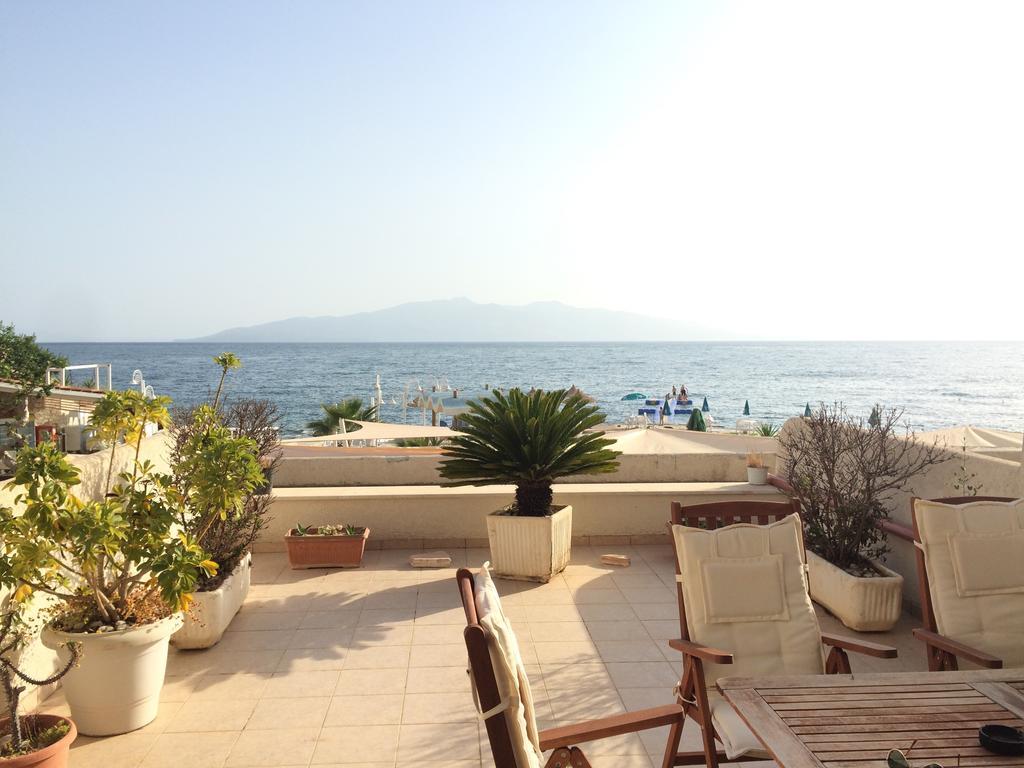 Apartments Wonderful Bay Sarande Room photo